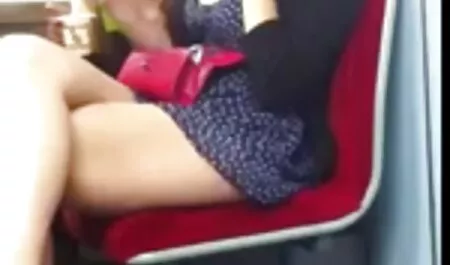 Pervertito bruna Pissing video amatoriali ragazze gratis