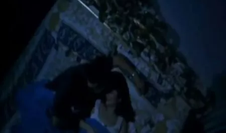 Piccolo video porno gratis amatoriali cazzo per il piacere di una giovane puttana