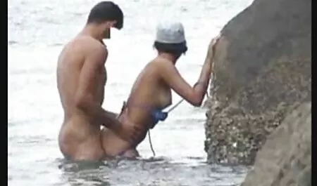 Tinka e video sesso gratis amatoriale cameraman leccano la figa di una puttana Latina