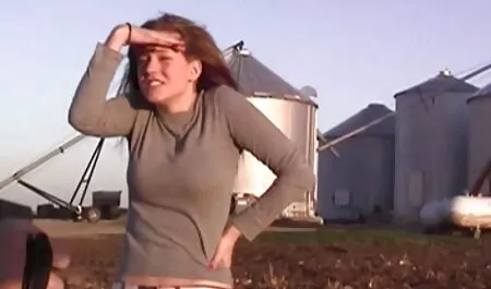 La Casalinga Ria video pprno amatoriali si sporca in assolo