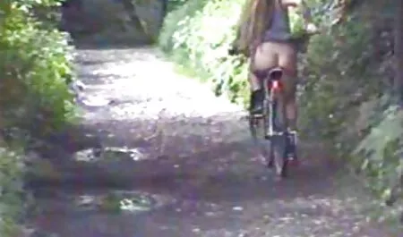 Spogliarsi video amatoriali italiani sesso gratis viola