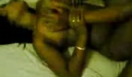 Latti questo video porche amatoriali cazzo con le mani