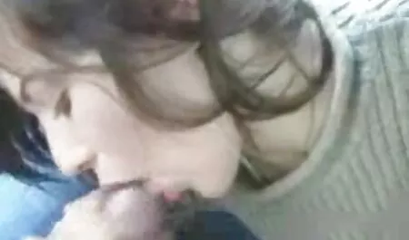 TI video lesbiche amatoriale INSEGNA A FUMARE PER LA PRIMA VOLTA