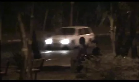 Schiavo video amatoriali di lesbiche 03